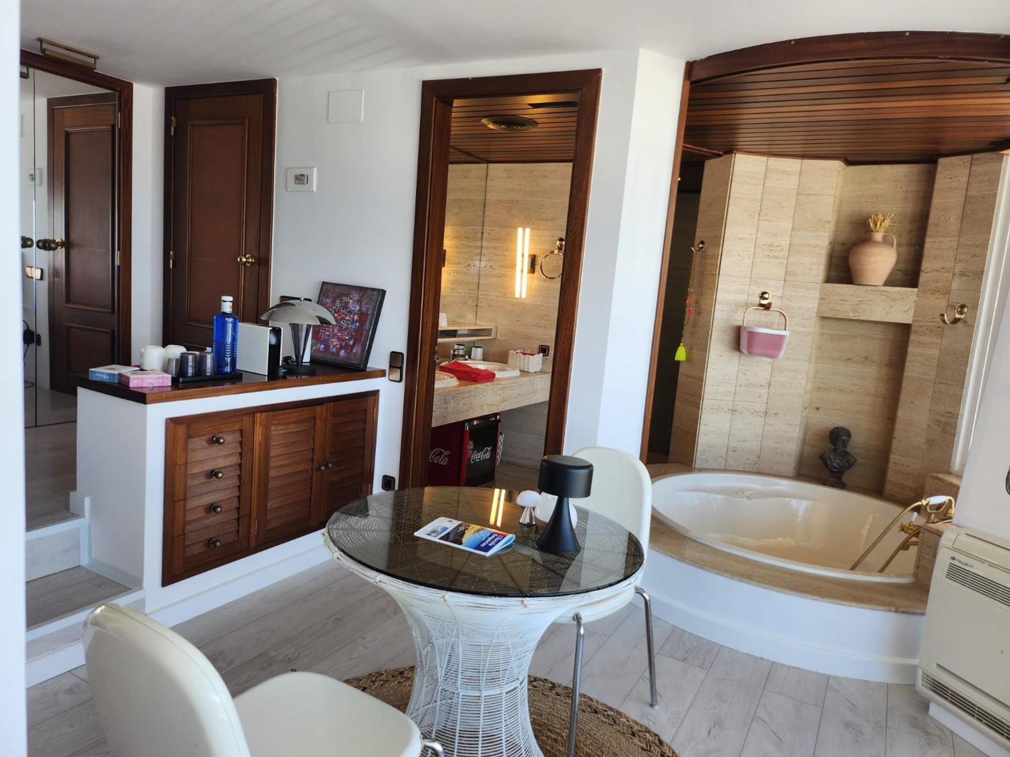 Solo Atico Guest Suites L' Escala Exterior foto